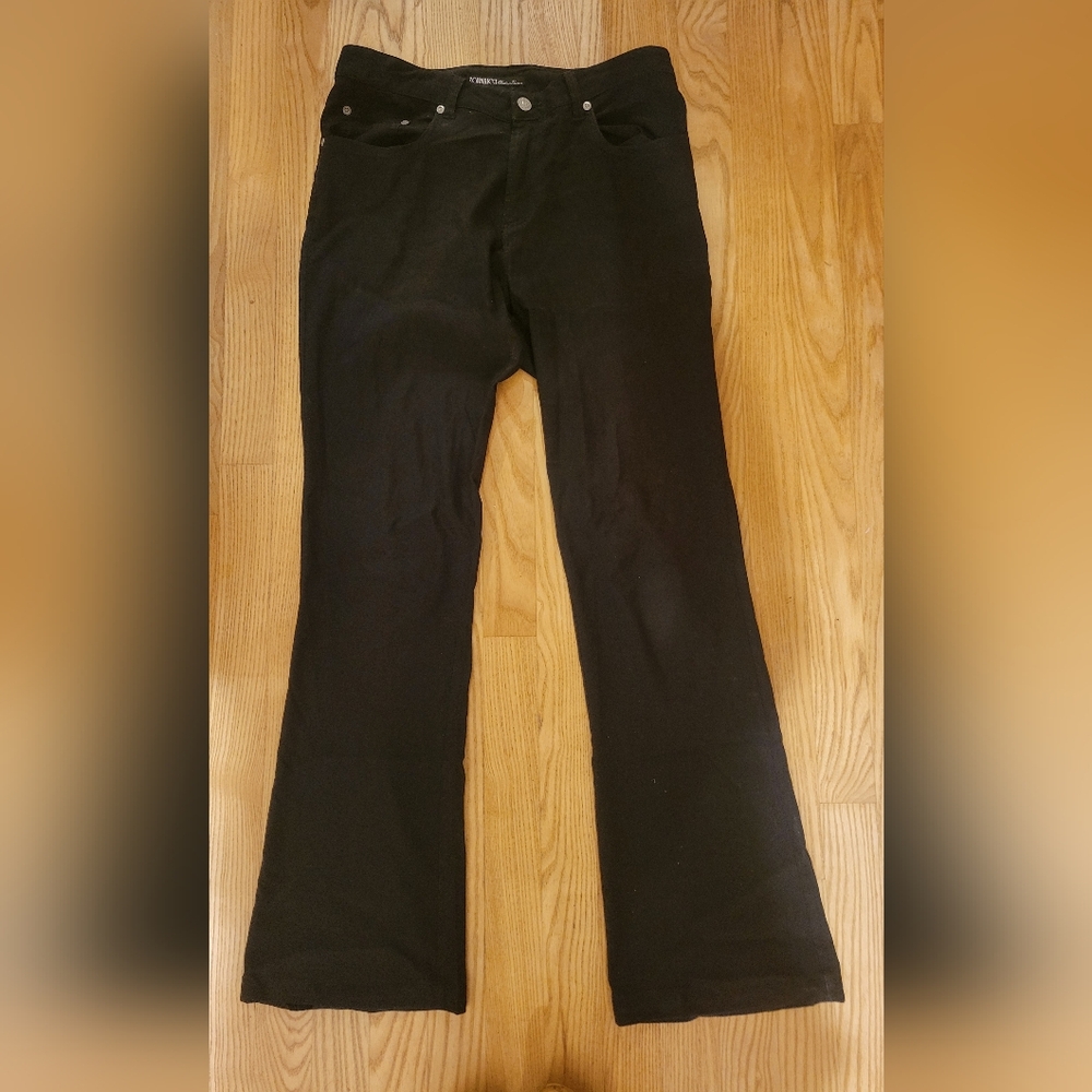 Z. Cavaricci Modern Basics Size 9 Black Stretchy Pants Trousers, straight Leg?